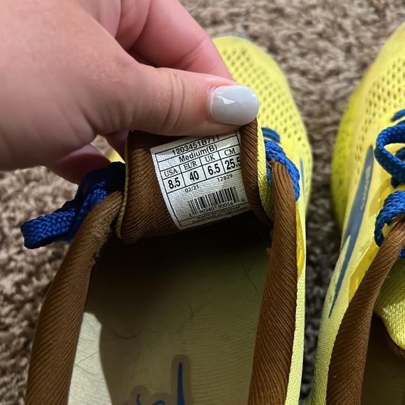 LIMITED EDITION Brooks x Banana Launch 8 - Picture 7 of 8